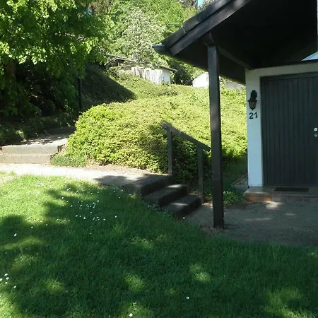 Blick In Suedeifel Dom wakacyjny *