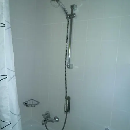 Blick In Suedeifel Dom wakacyjny